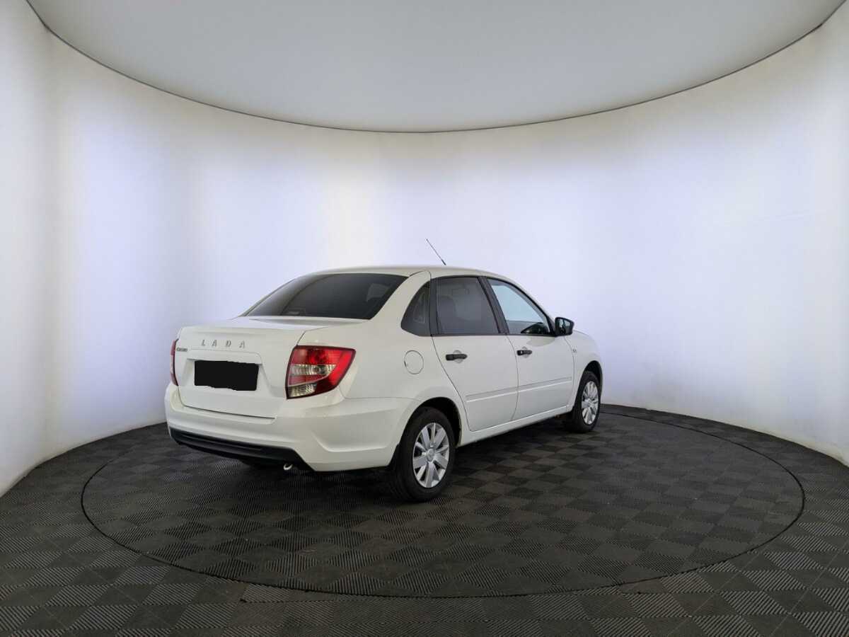 Б/У Лада (ВАЗ) Гранта 2021 года. Фото: #4