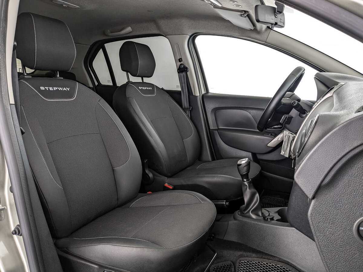 Б/У Рено Логан 2020 года. Фото: #19