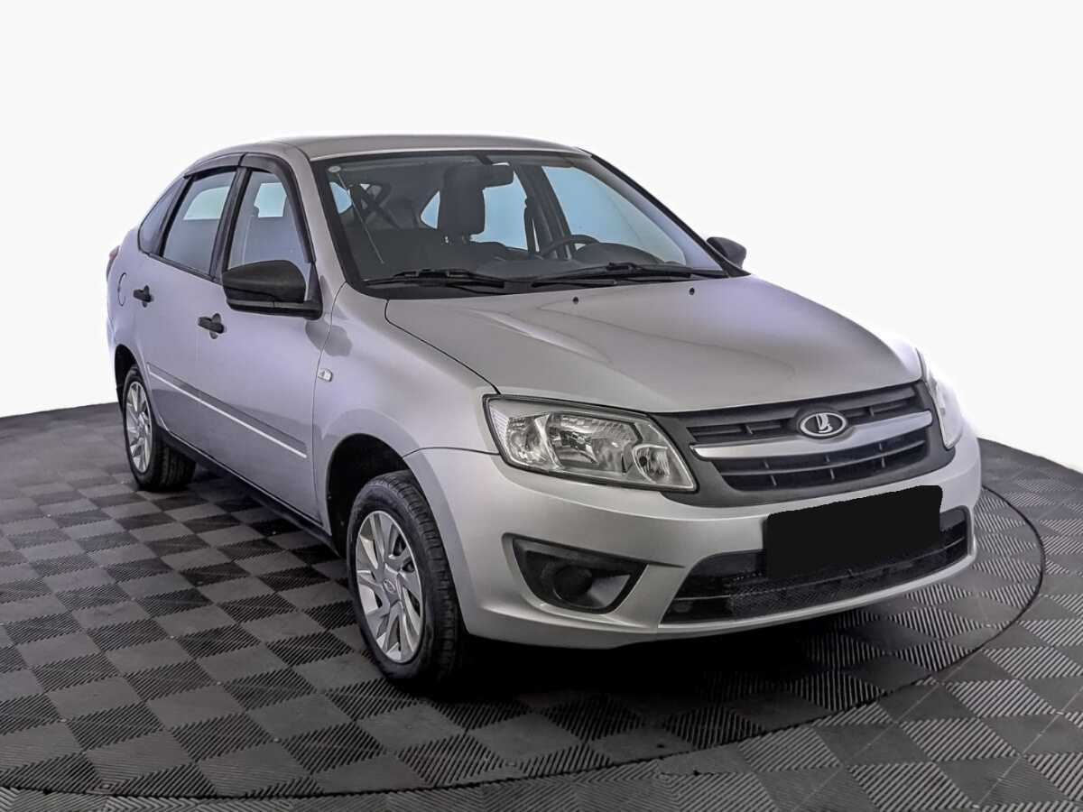 Б/У Лада (ВАЗ) Гранта 2017 года. Фото: #2