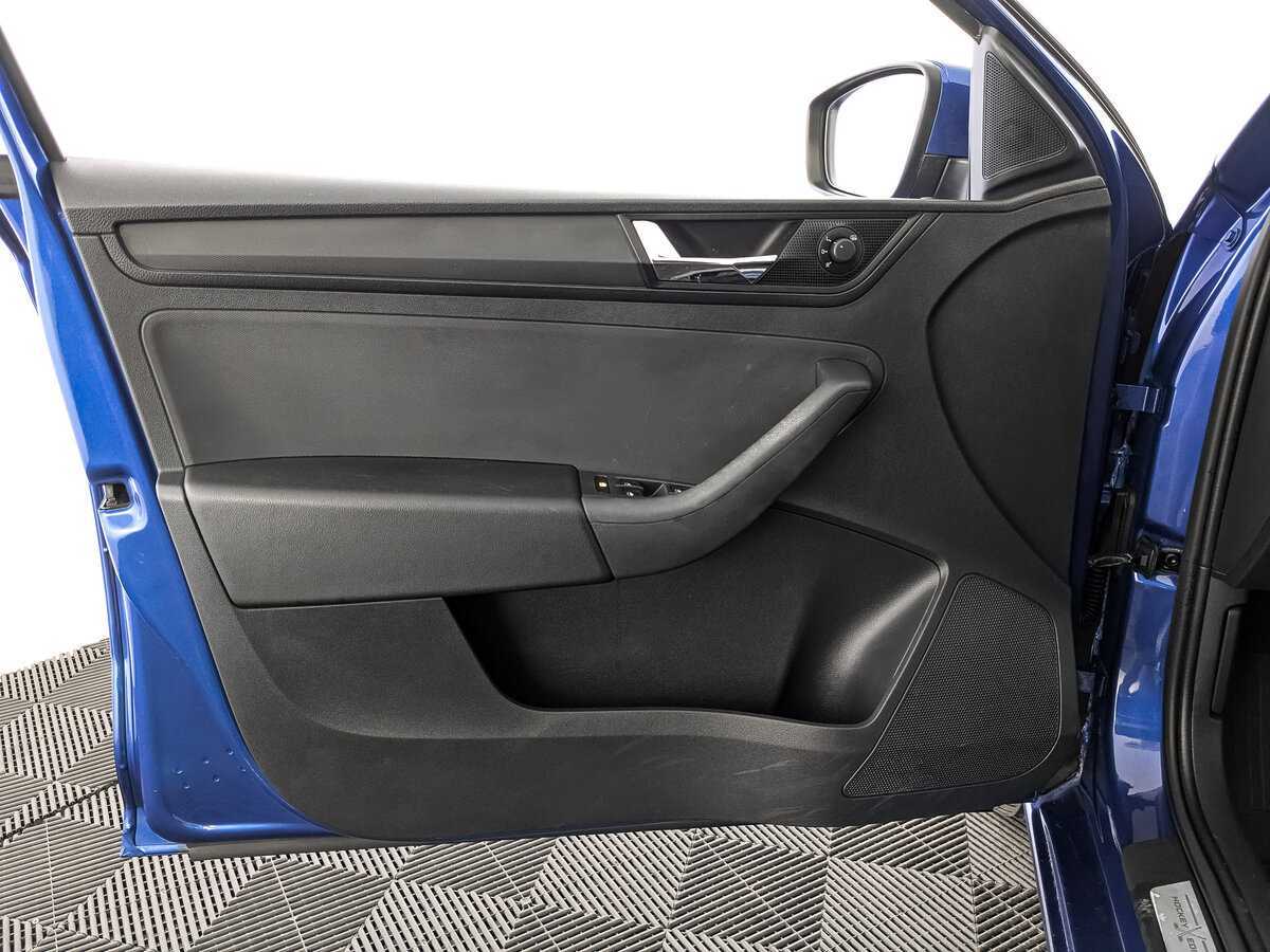 Б/У Шкода Рапид 2019 года. Фото: #14