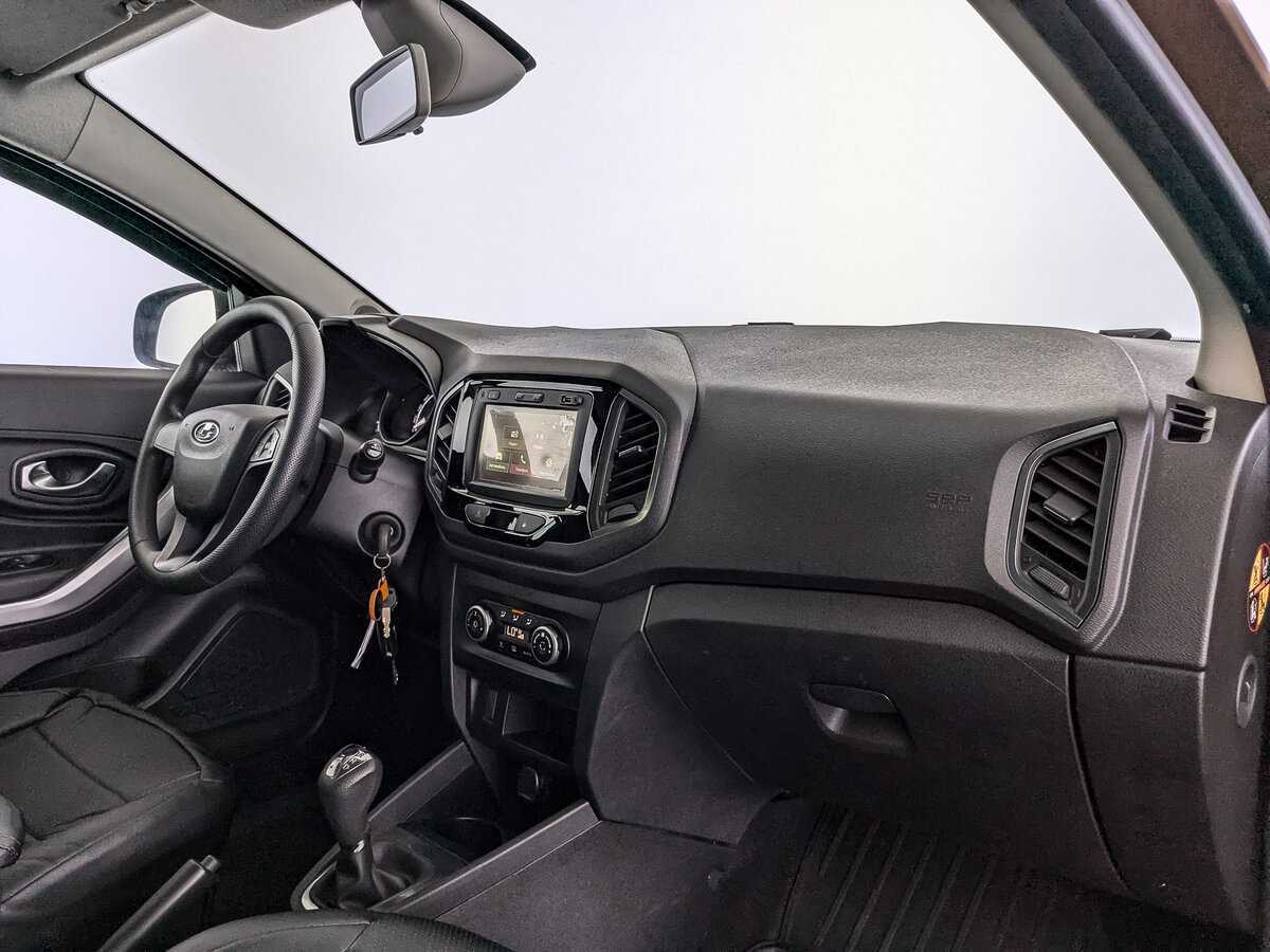 Б/У Лада (ВАЗ) ИКСРЭЙ 2016 года. Фото: #8