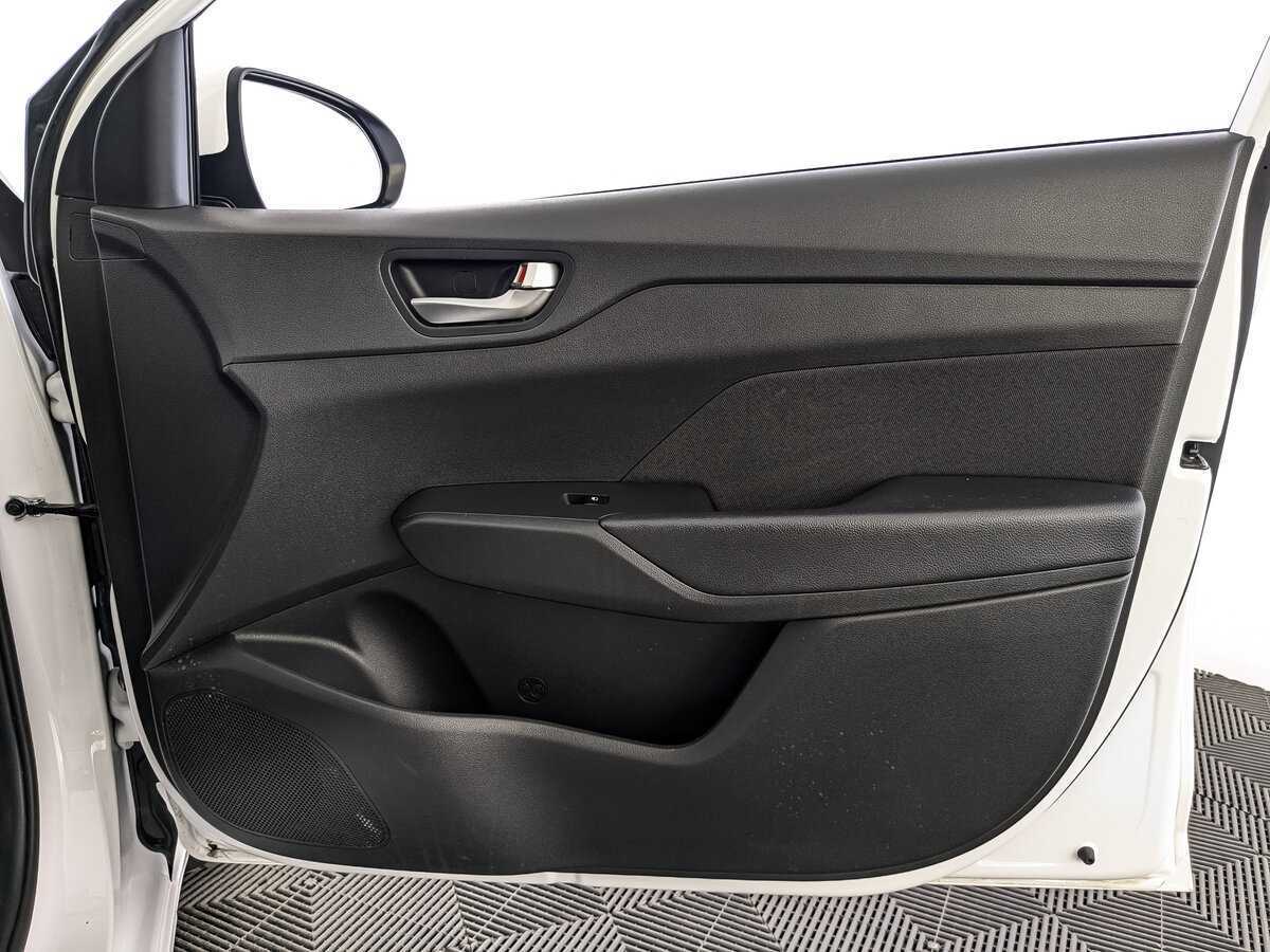 Б/У Хендай Солярис 2022 года. Фото: #18