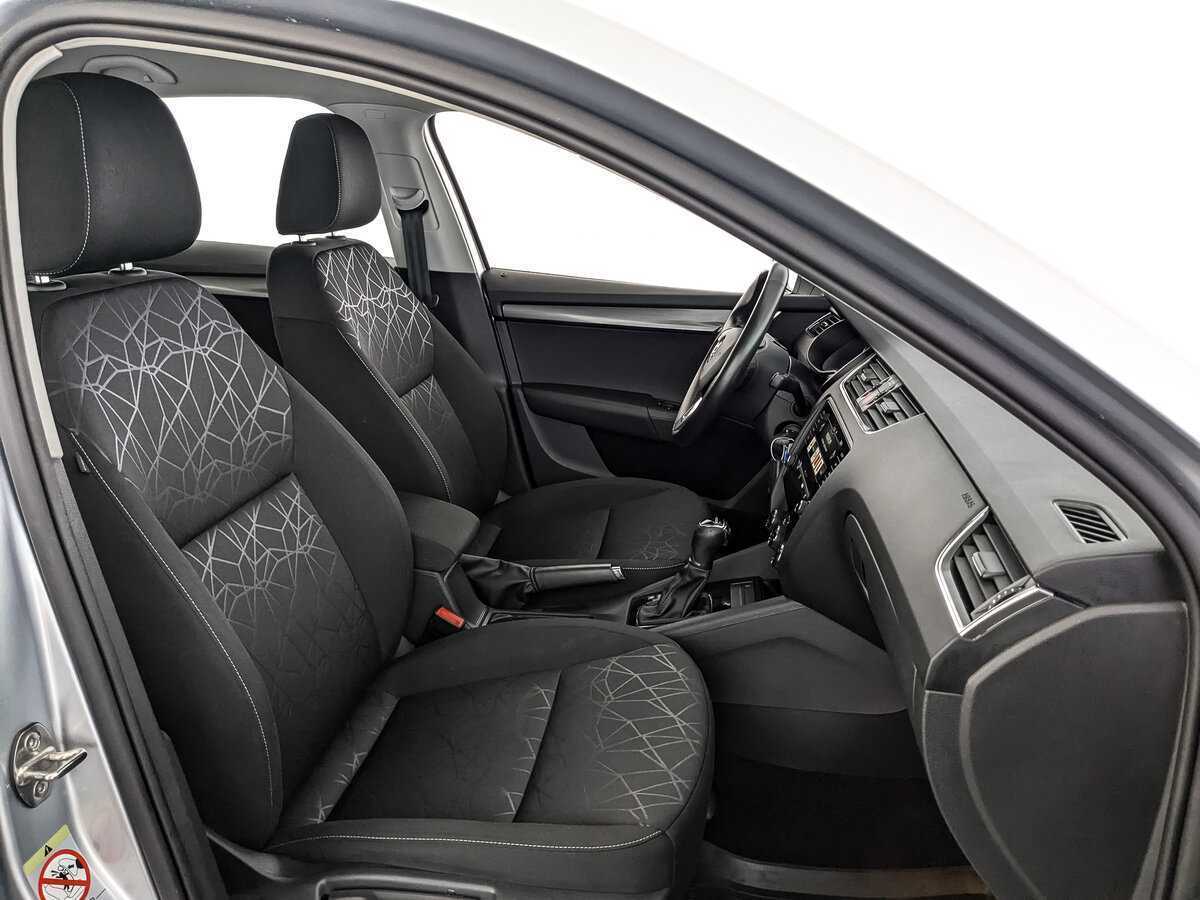 Б/У Шкода Октавия 2020 года. Фото: #19