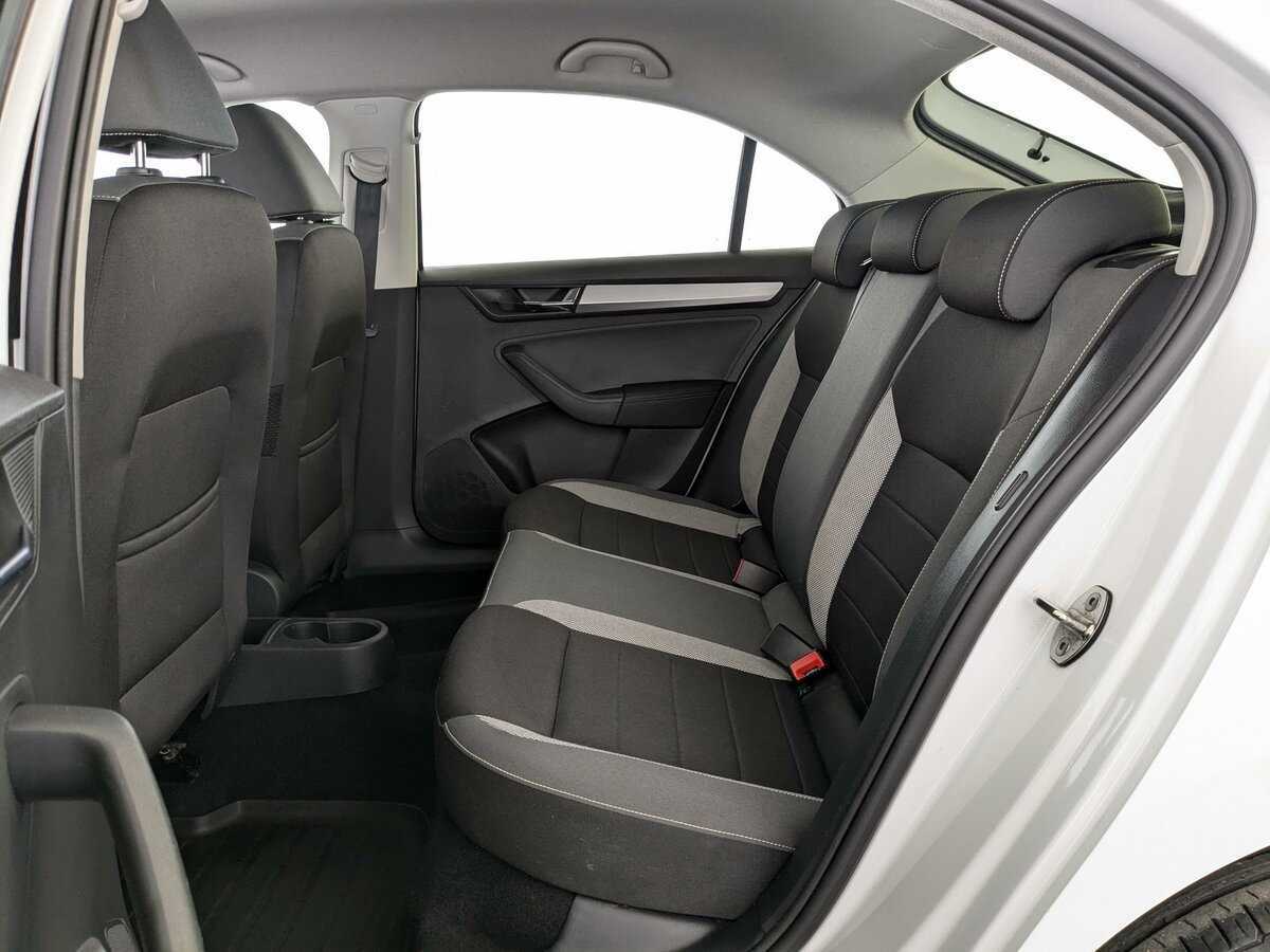 Б/У Шкода Рапид 2019 года. Фото: #8