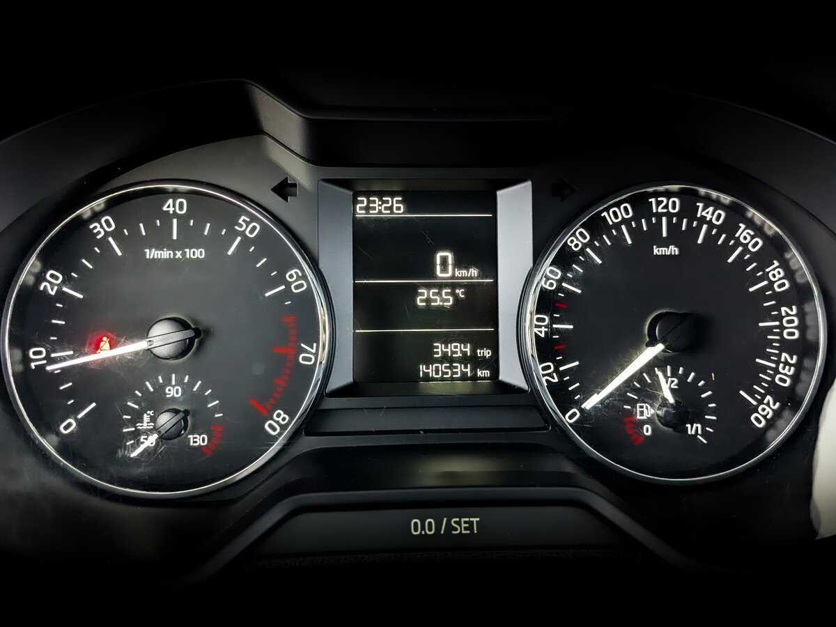 Б/У Шкода Октавия 2017 года. Фото: #10