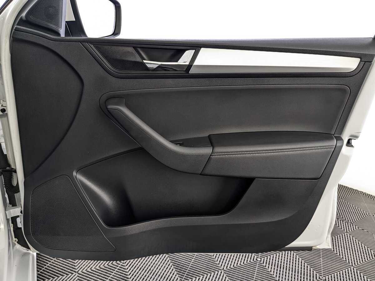 Б/У Шкода Рапид 2019 года. Фото: #20