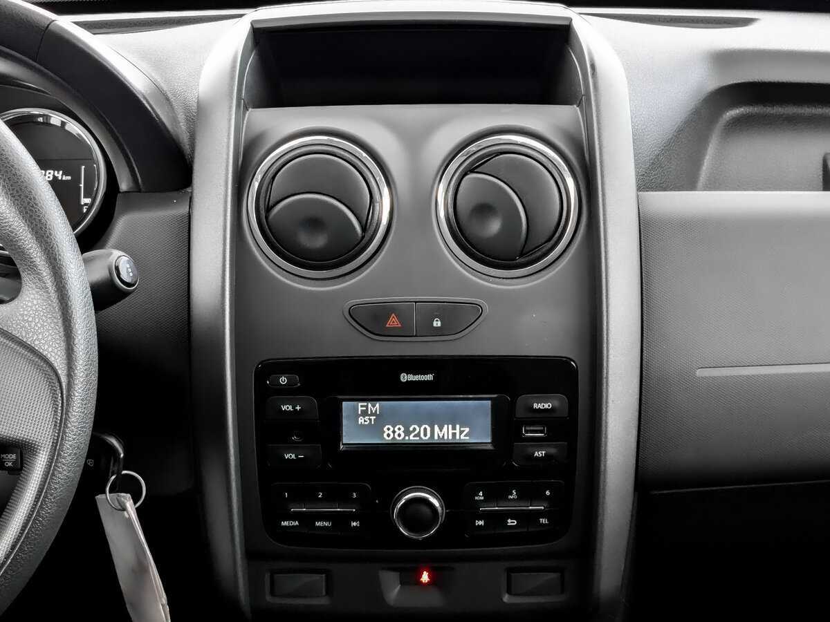 Б/У Рено Дастер 2018 года. Фото: #12