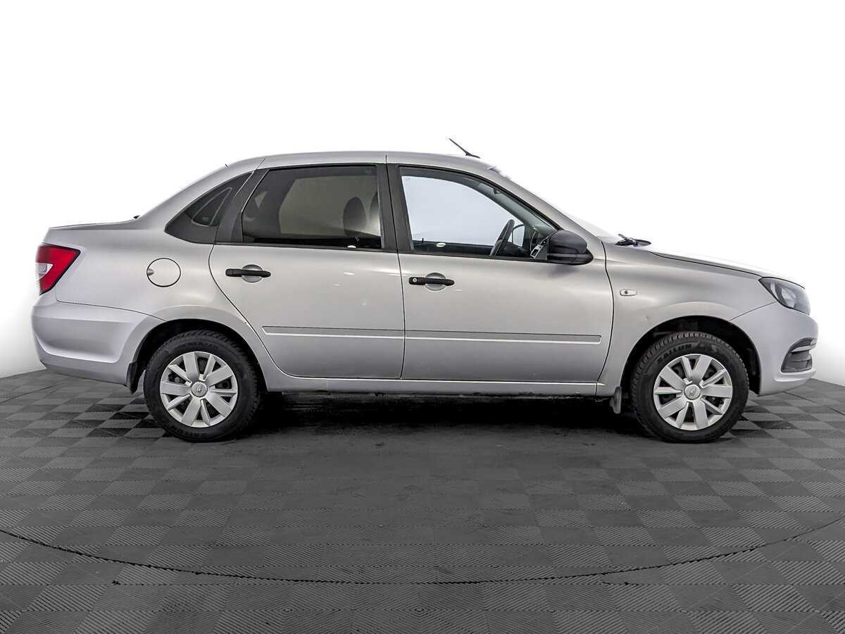 Б/У Лада (ВАЗ) Гранта 2018 года. Фото: #3