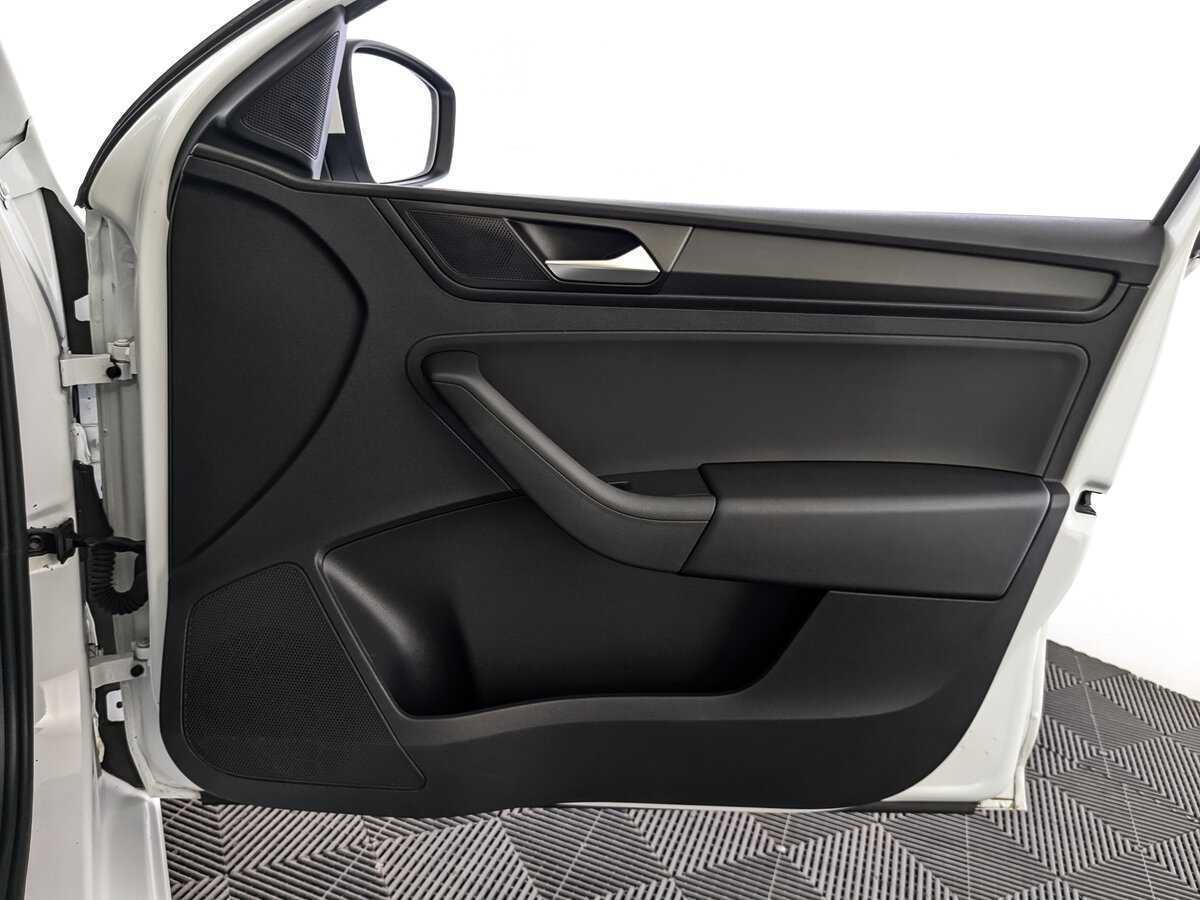 Б/У Фольксваген Поло 2020 года. Фото: #20