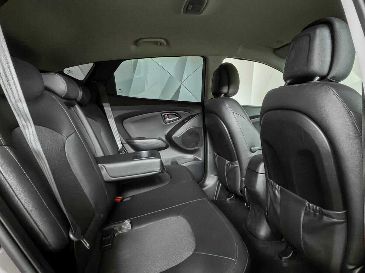 Б/У Хендай ай-икс35 2014 года. Фото: #11