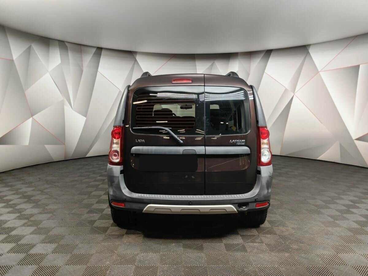 Б/У Лада (ВАЗ) Ларгус 2015 года. Фото: #7