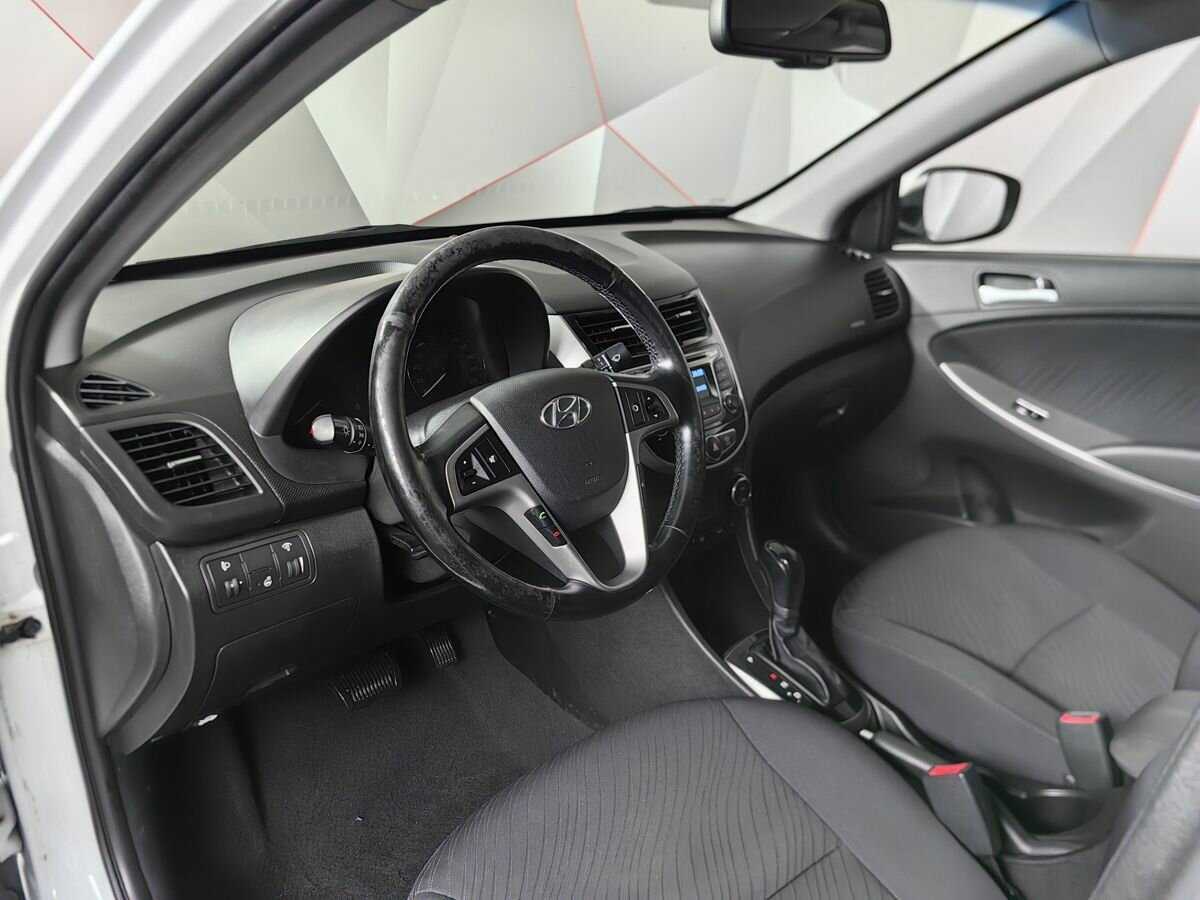 Б/У Хендай Солярис 2014 года. Фото: #13