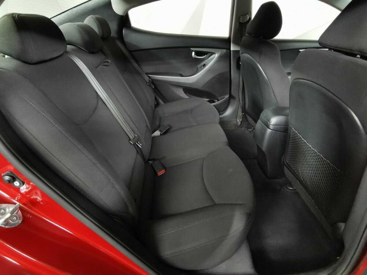 Б/У Хендай Елантра 2015 года. Фото: #11