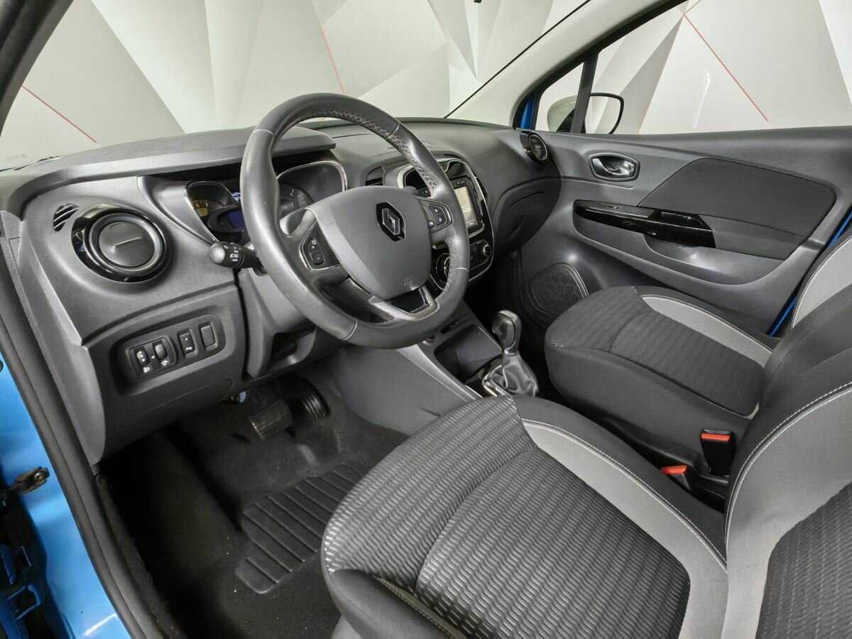 Б/У Рено Каптюр 2016 года. Фото: #13