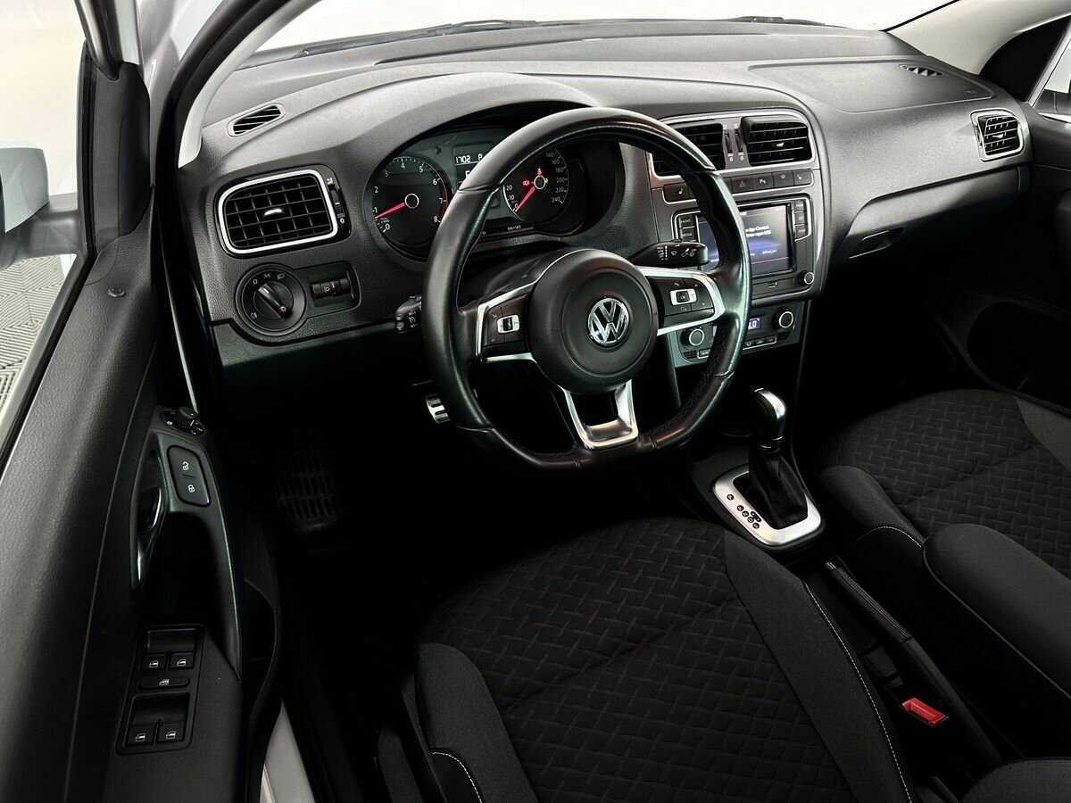 Б/У Фольксваген Поло 2018 года. Фото: #6