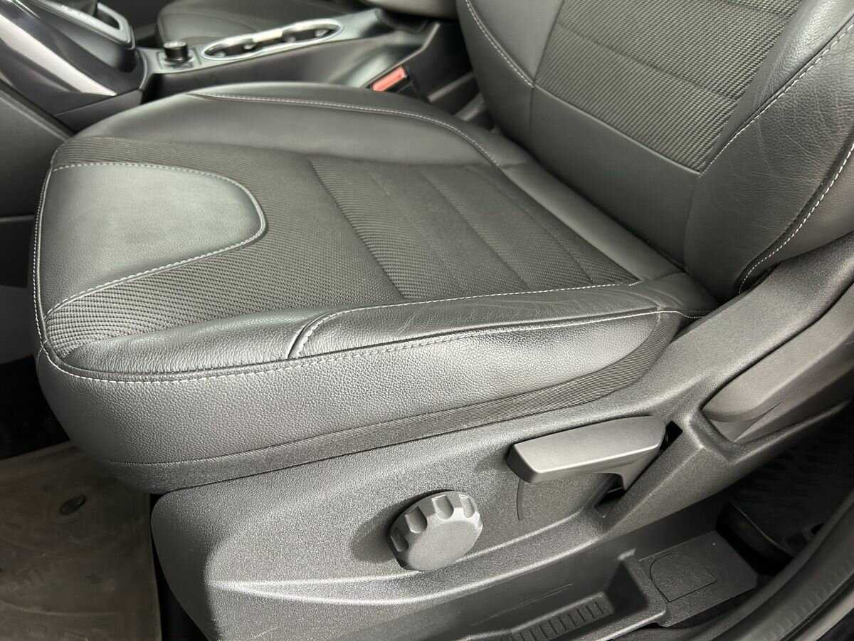 Б/У Форд Куга 2015 года. Фото: #8