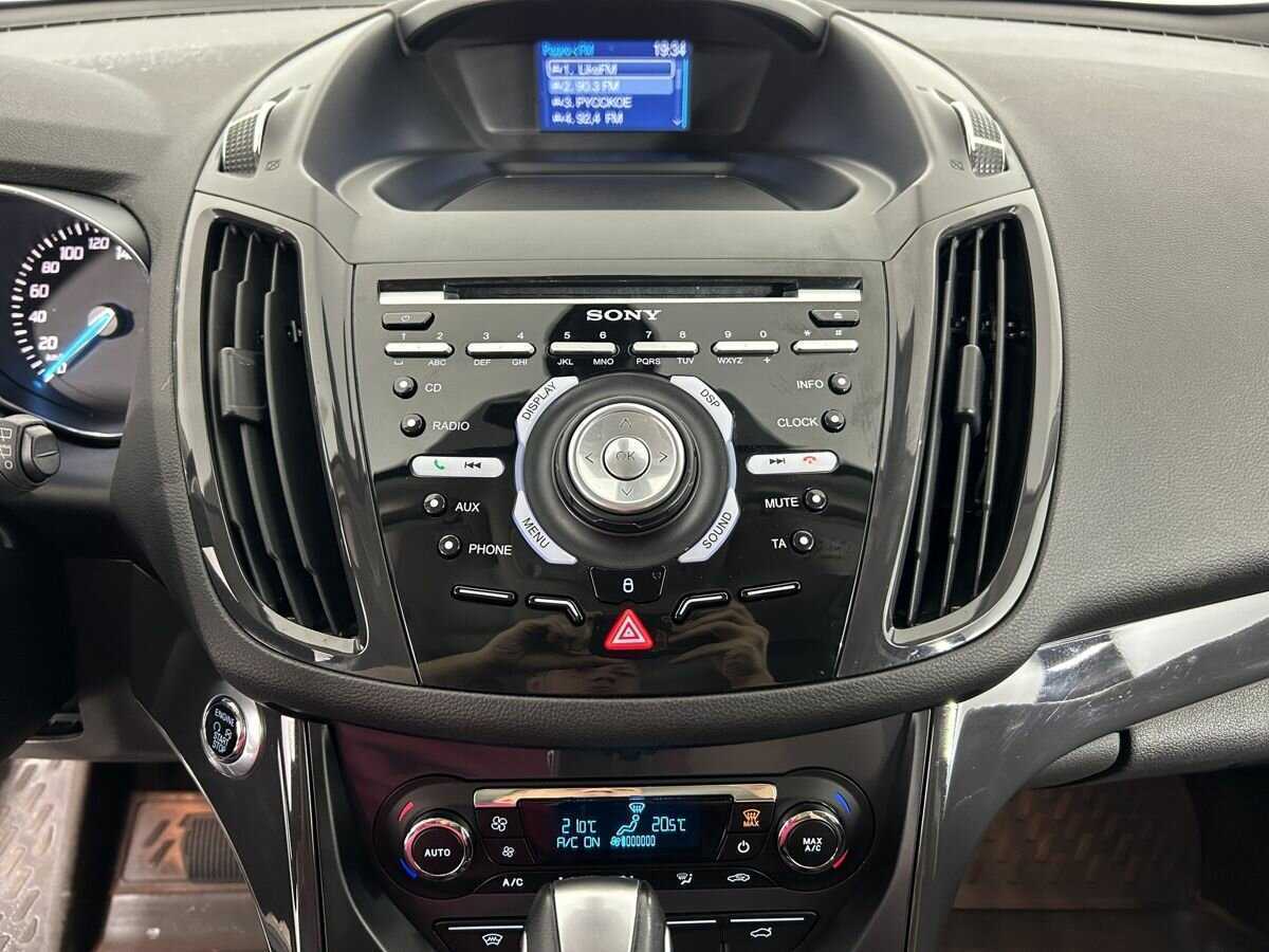 Б/У Форд Куга 2015 года. Фото: #10