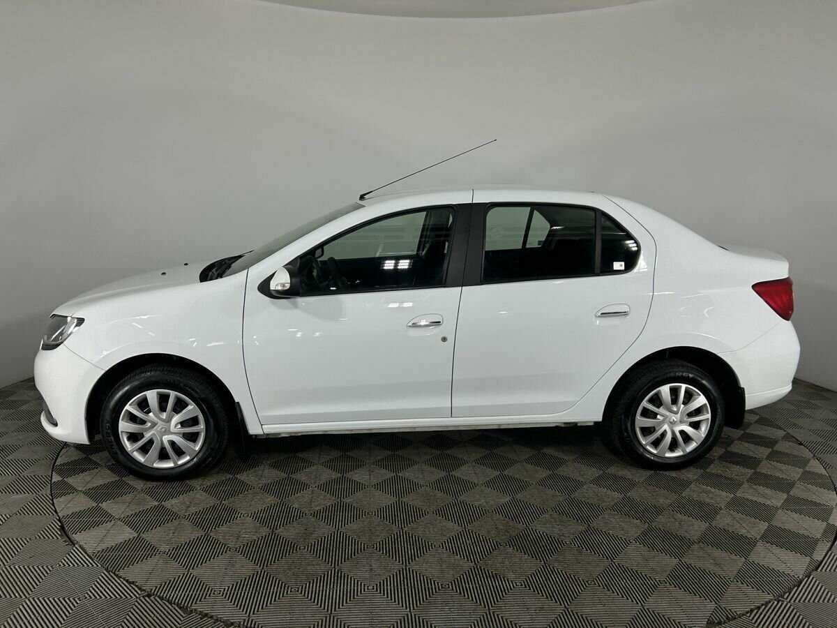 Б/У Рено Логан 2016 года. Фото: #4