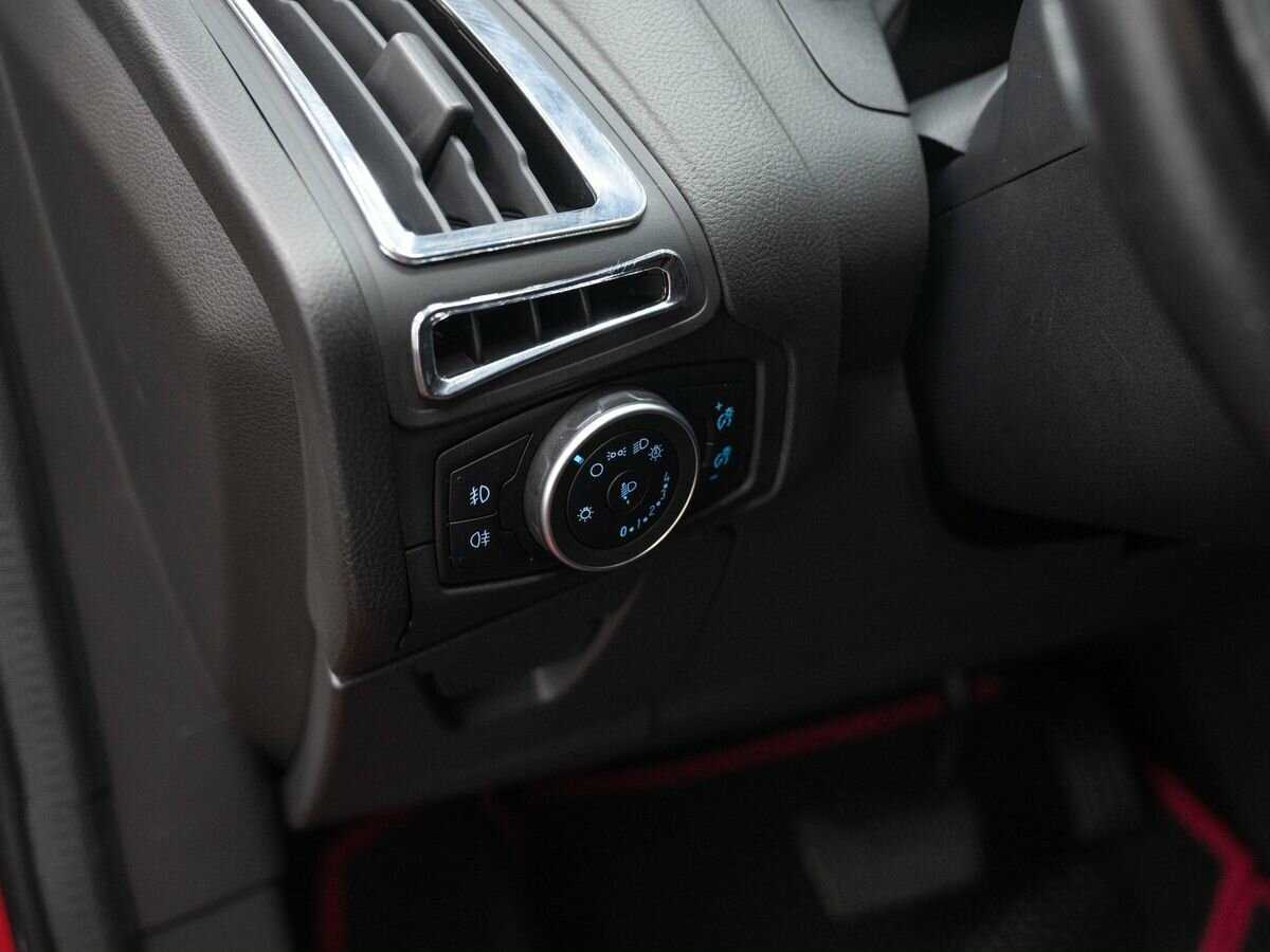 Б/У Форд Фокус 2016 года. Фото: #15