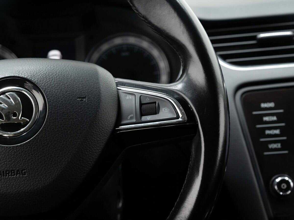 Б/У Шкода Октавия 2017 года. Фото: #15