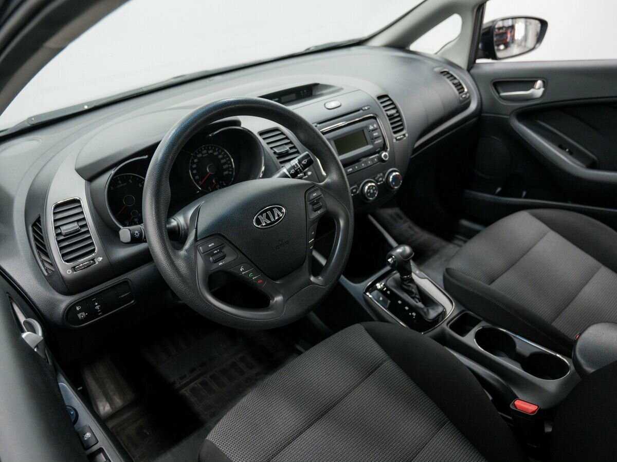 Б/У Киа Церато 2018 года. Фото: #12