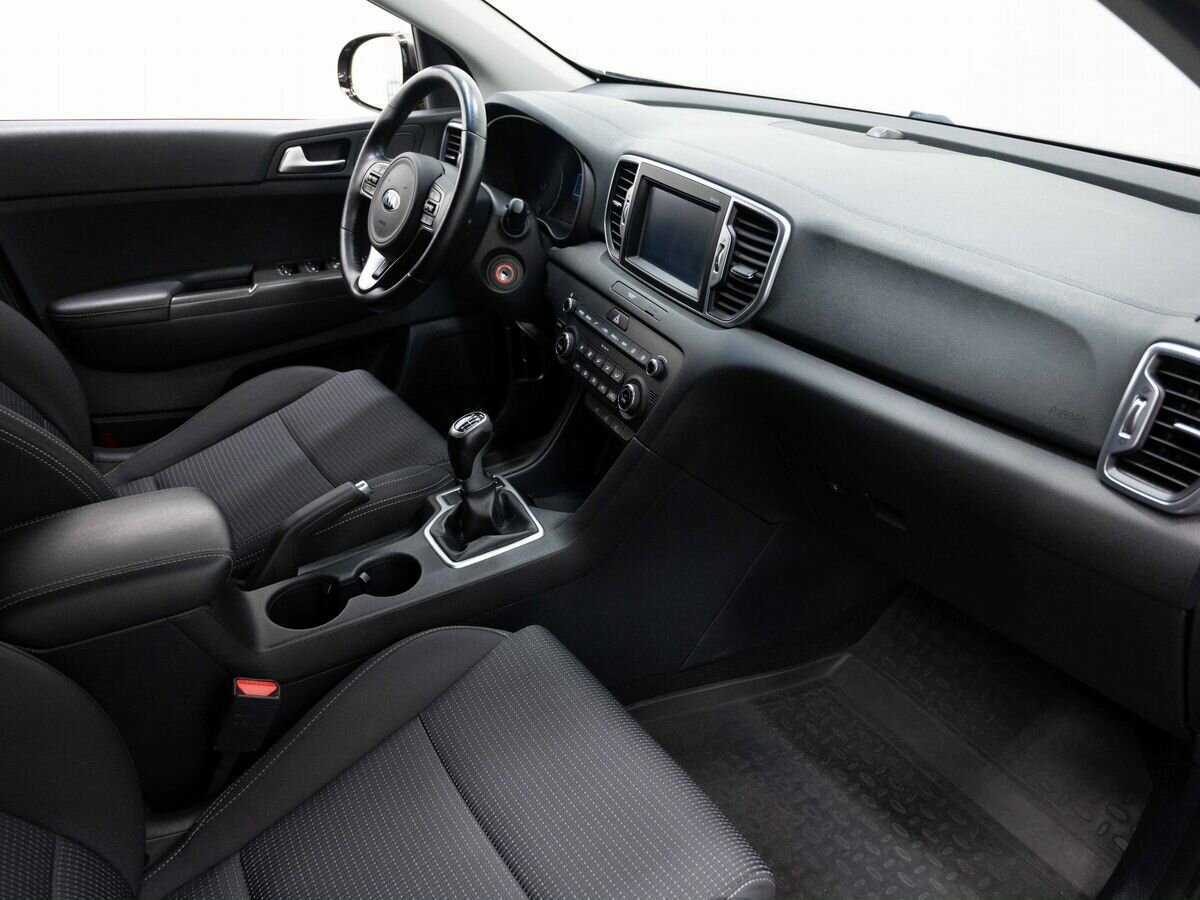 Б/У Киа Спортейдж 2017 года. Фото: #11