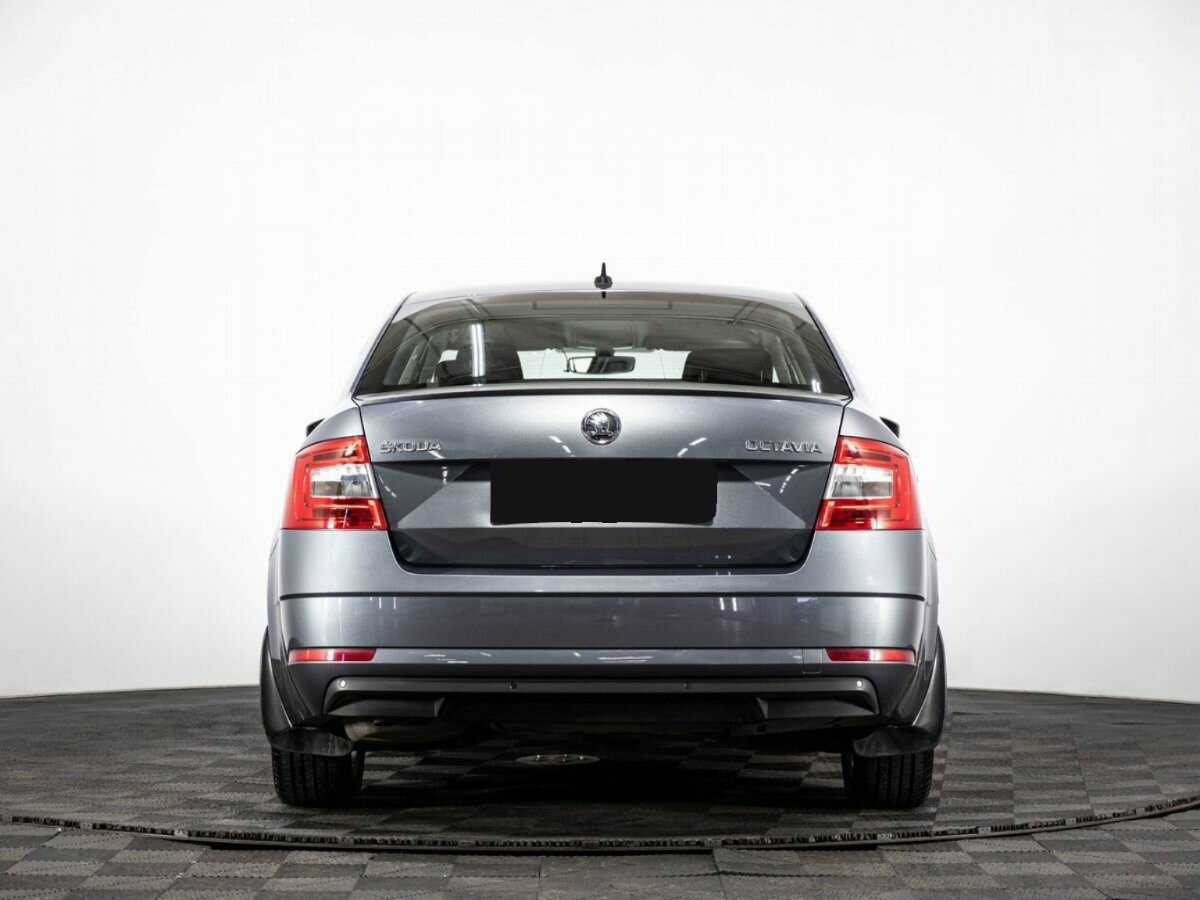 Б/У Шкода Октавия 2017 года. Фото: #4