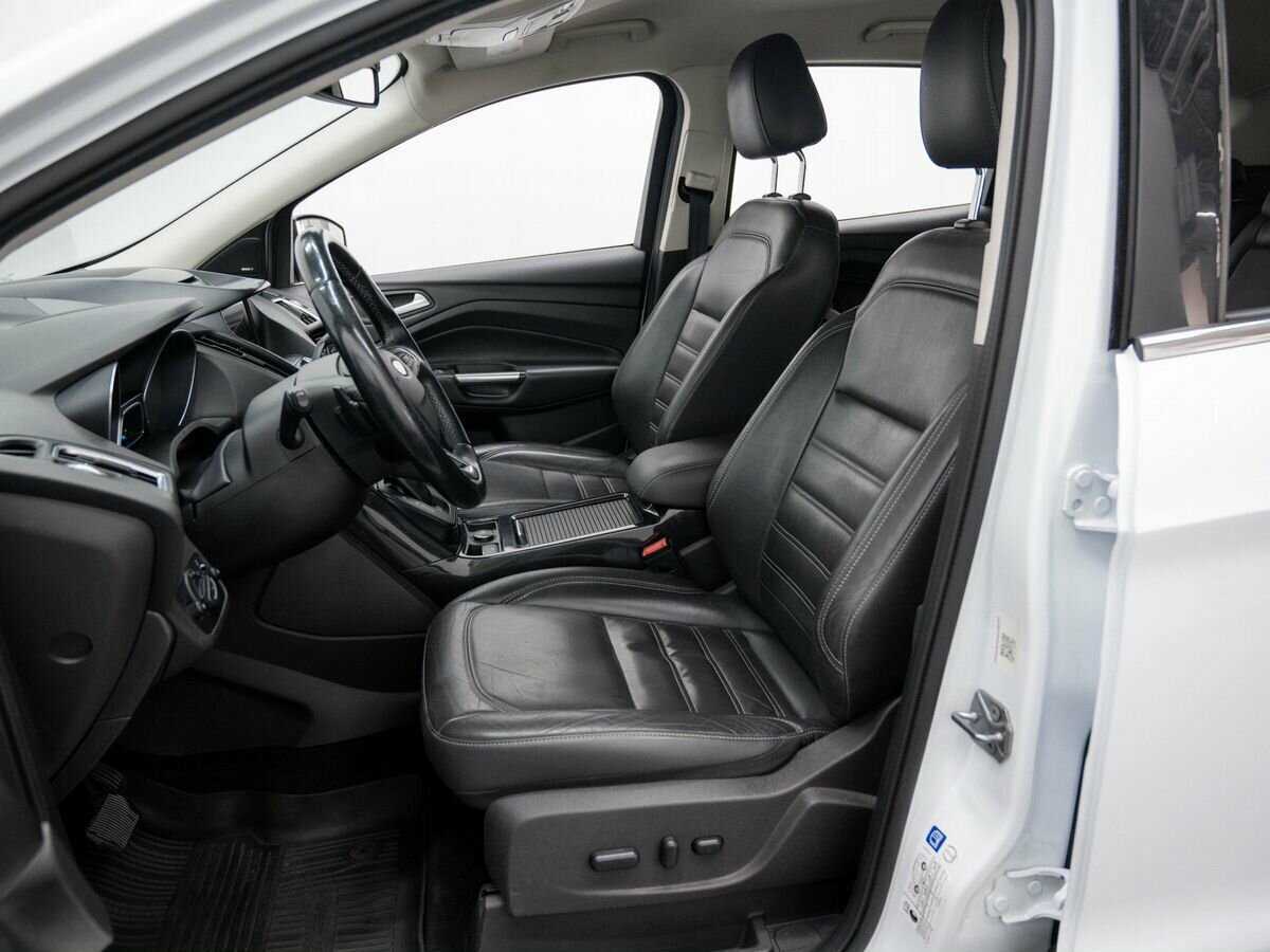 Б/У Форд Куга 2016 года. Фото: #13