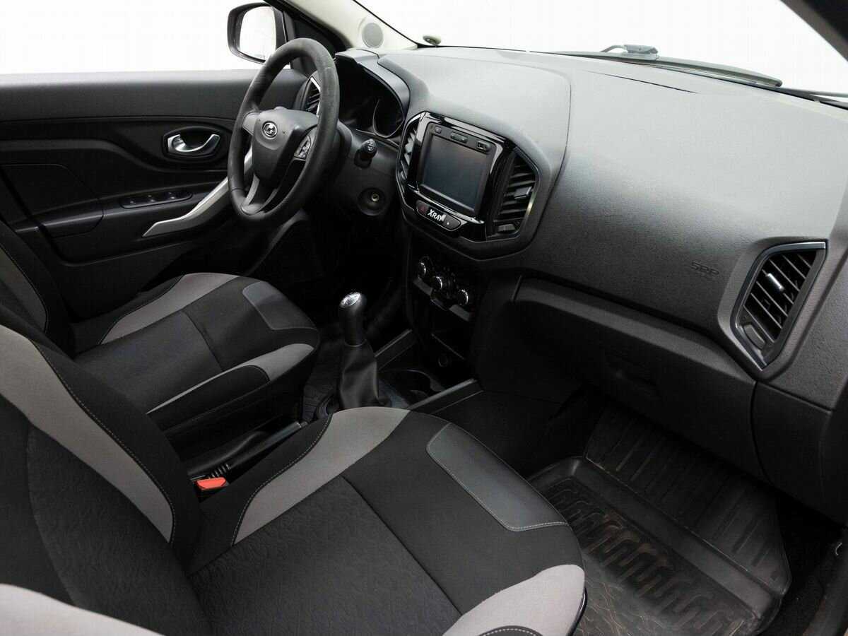 Б/У Лада (ВАЗ) ИКСРЭЙ 2016 года. Фото: #10