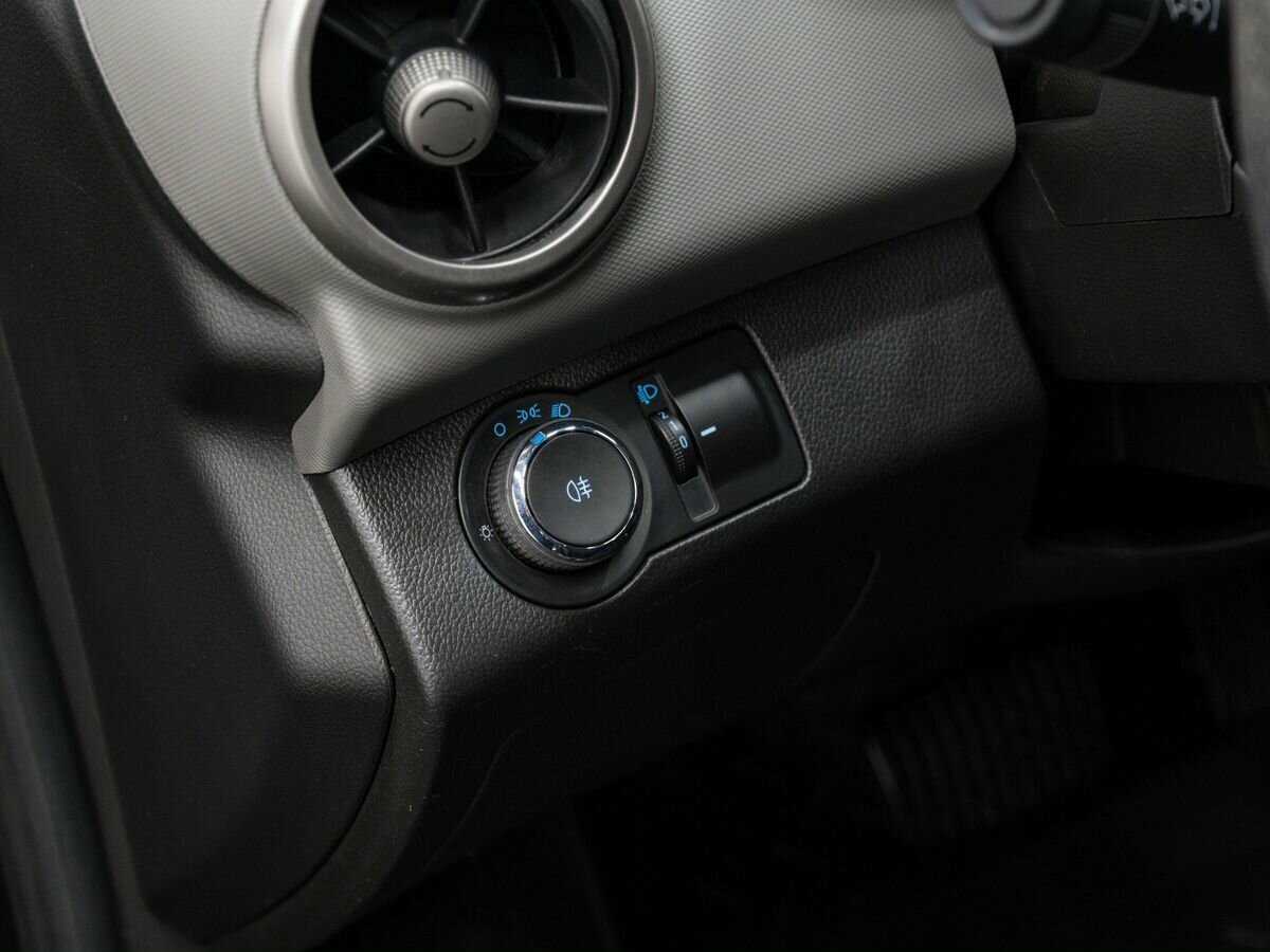 Б/У Шевроле Авео 2012 года. Фото: #12