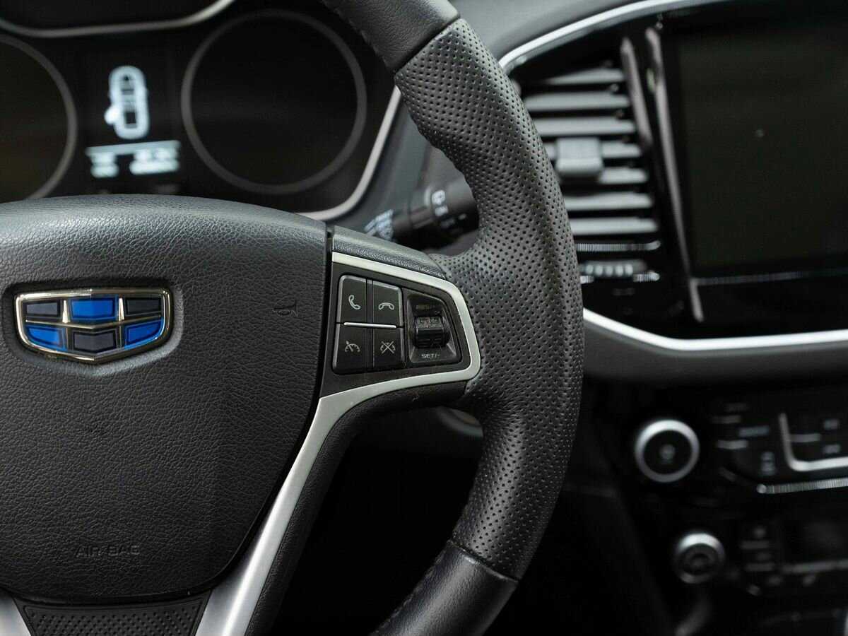 Б/У Джили Эмгранд Икс7 2019 года. Фото: #16