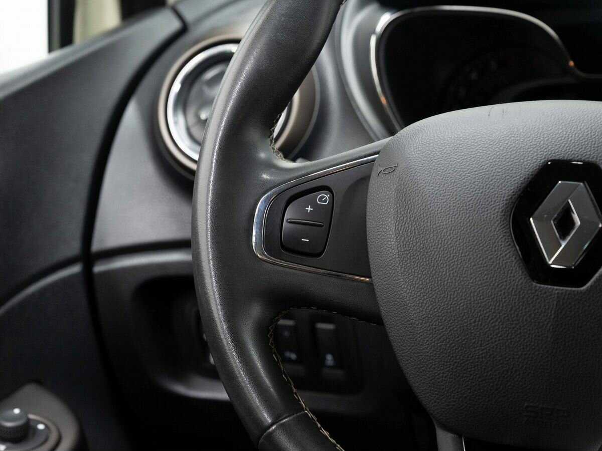 Б/У Рено Каптюр 2018 года. Фото: #15