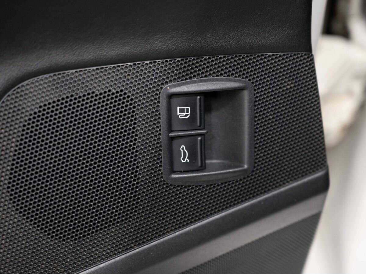 Б/У Фольксваген Пассат ЦЦ 2013 года. Фото: #18