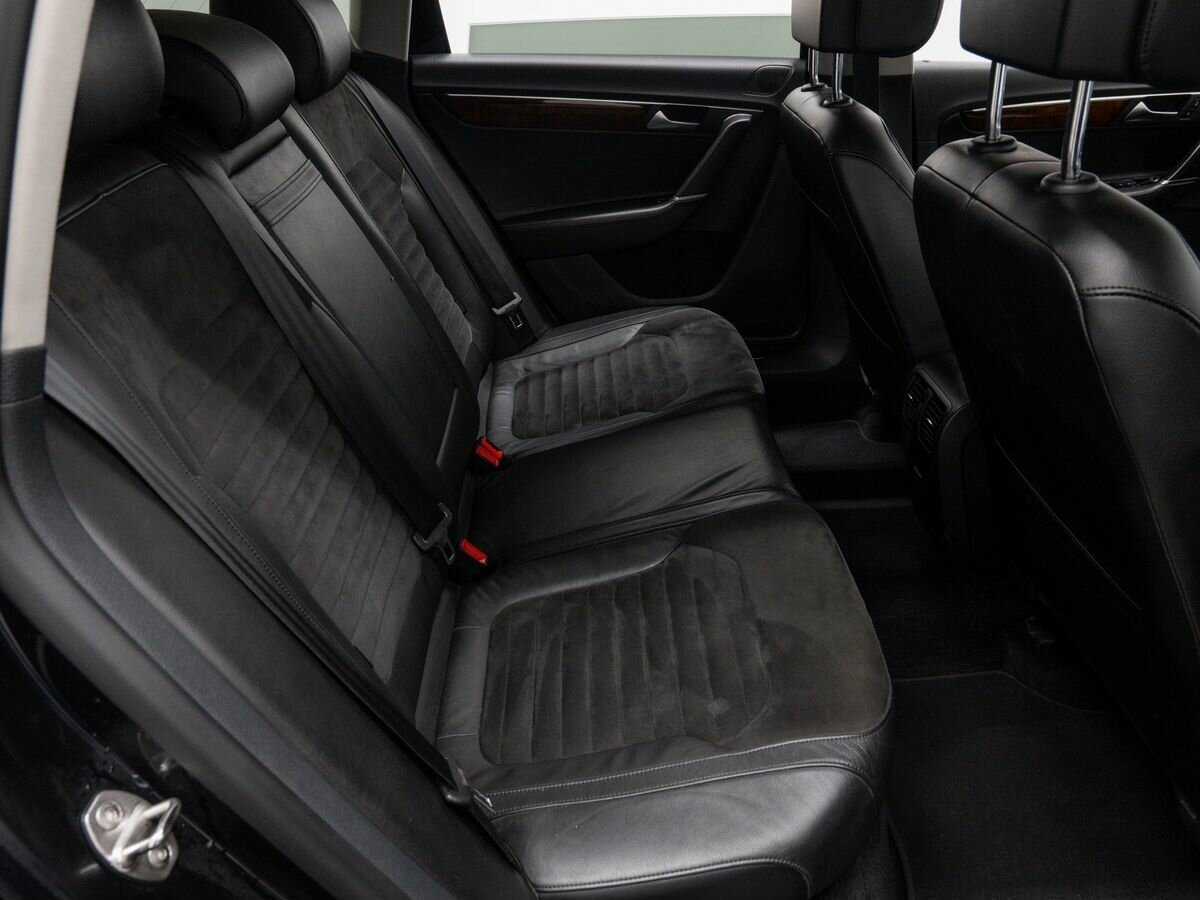 Б/У Фольксваген Пассат 2012 года. Фото: #8