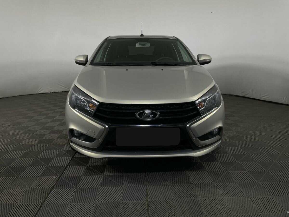 Б/У Лада (ВАЗ) Веста 2018 года. Фото: #1