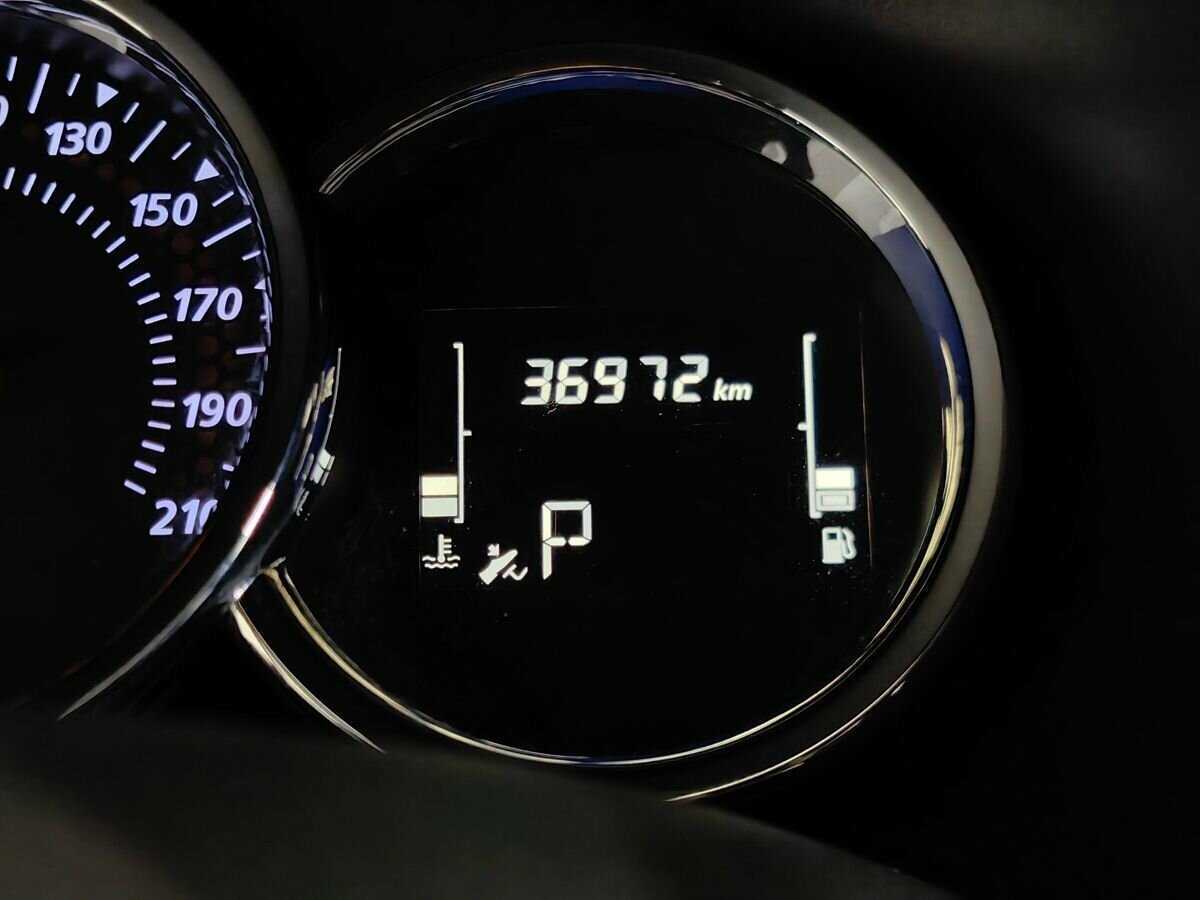 Б/У Рено Сандеро 2019 года. Фото: #15