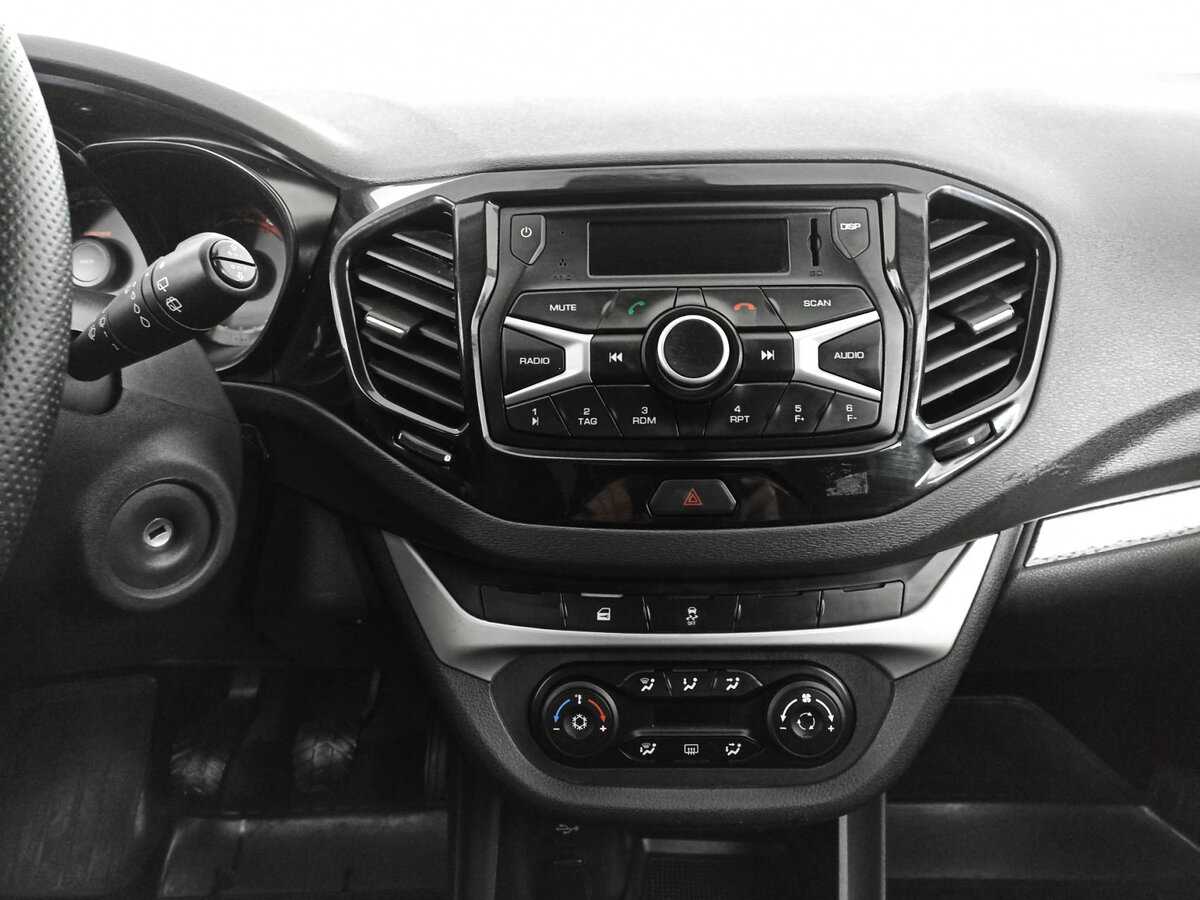 Б/У Лада (ВАЗ) Веста 2019 года. Фото: #10