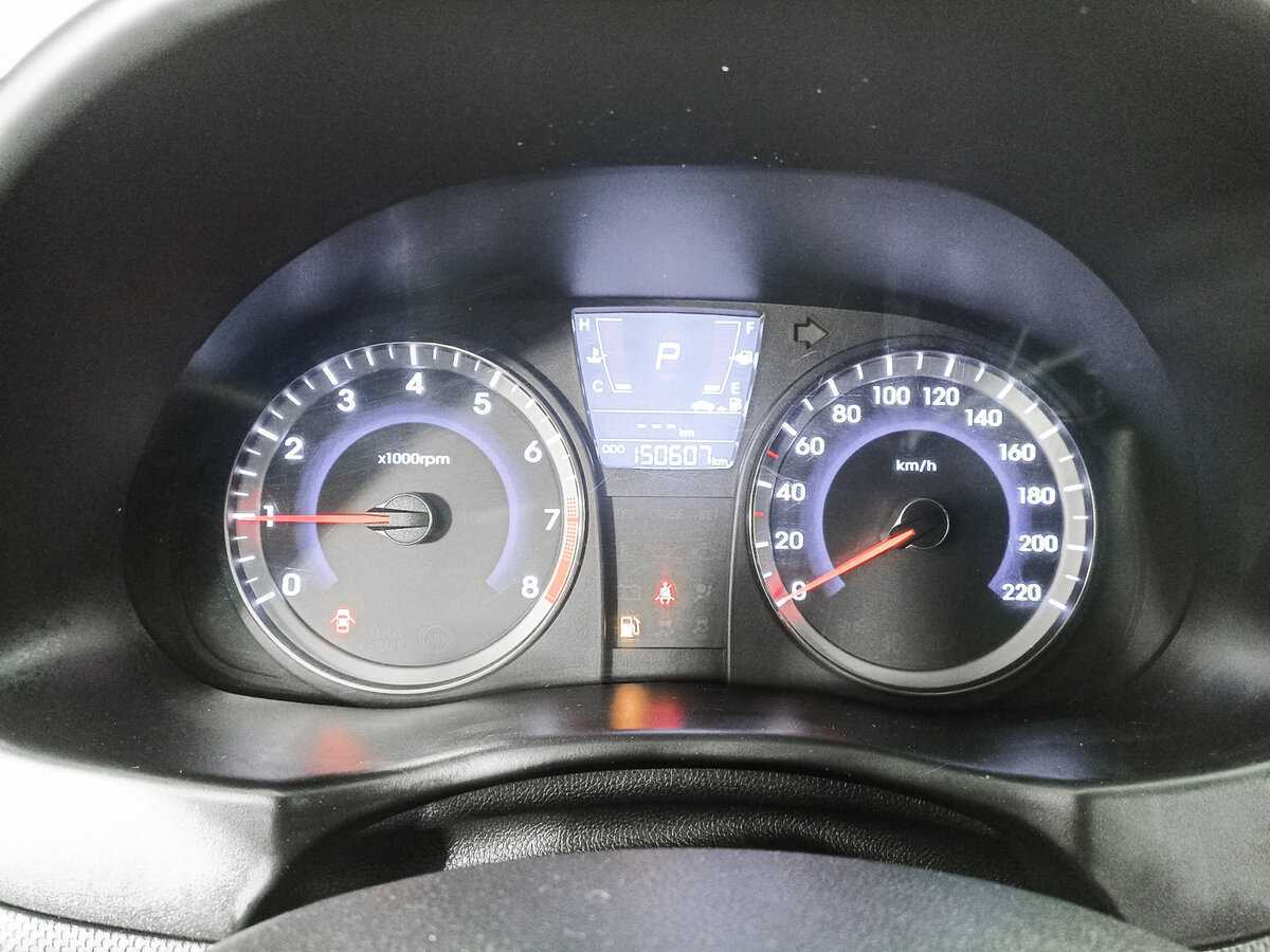 Б/У Хендай Солярис 2013 года. Фото: #12