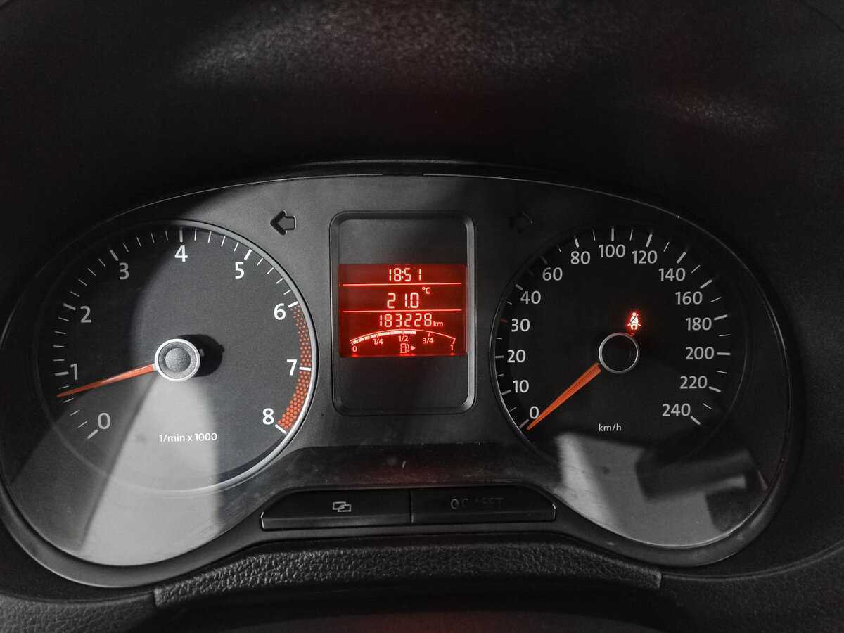 Б/У Фольксваген Поло 2012 года. Фото: #10