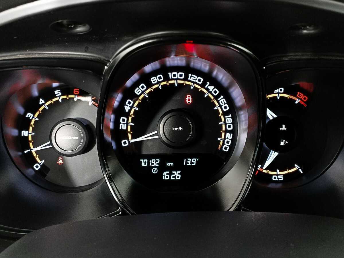 Б/У Лада (ВАЗ) Веста 2021 года. Фото: #10