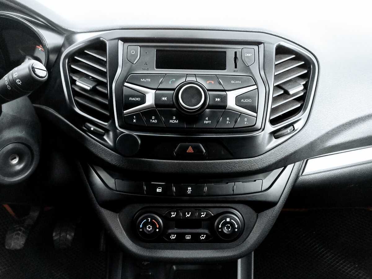 Б/У Лада (ВАЗ) Веста 2021 года. Фото: #12