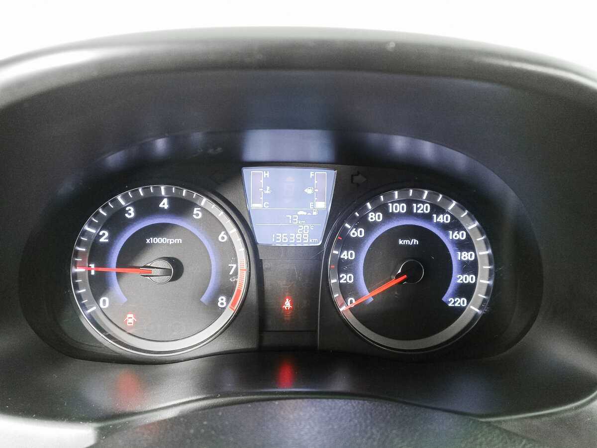 Б/У Хендай Солярис 2015 года. Фото: #10