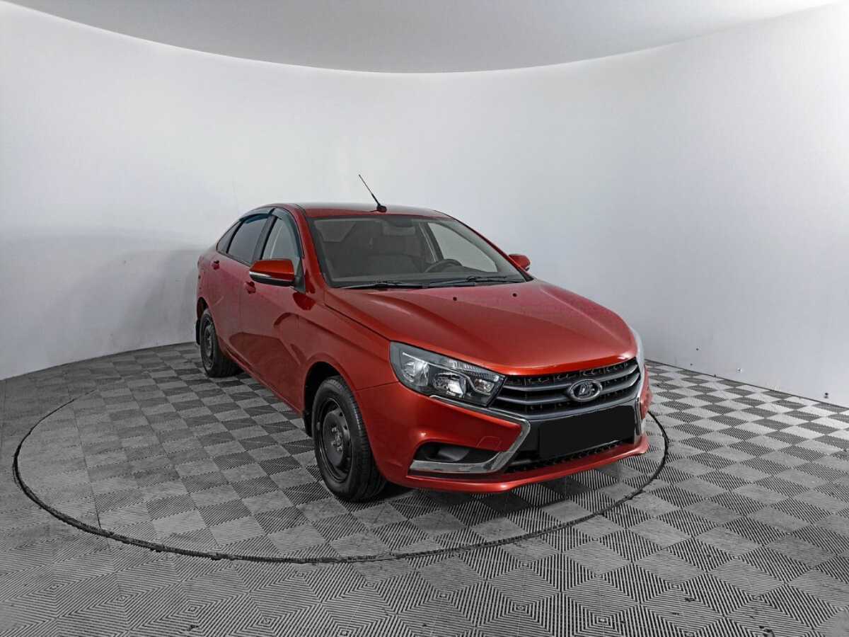 Б/У Лада (ВАЗ) Веста 2017 года. Фото: #2