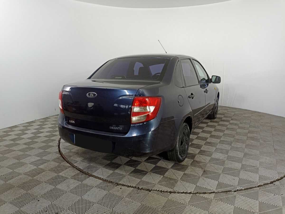 Б/У Лада (ВАЗ) Гранта 2013 года. Фото: #4