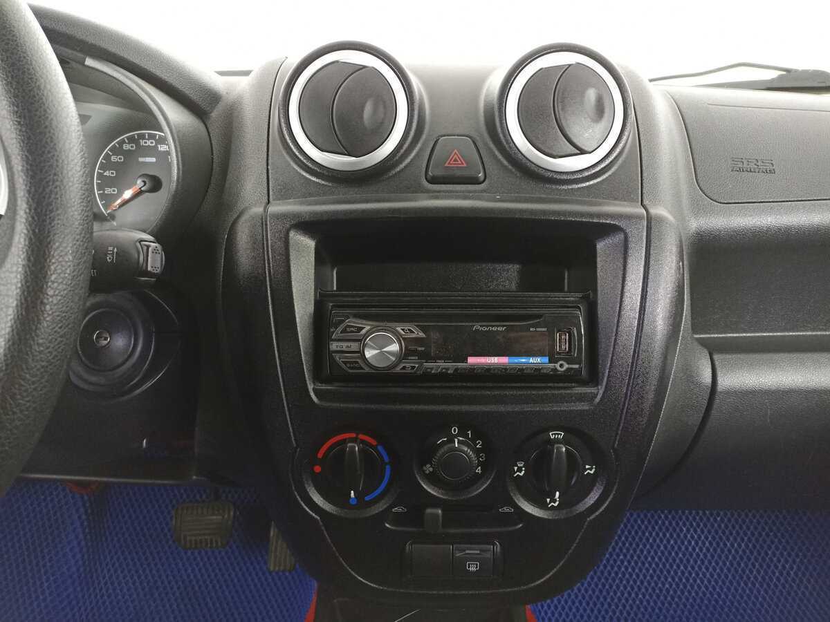 Б/У Лада (ВАЗ) Гранта 2013 года. Фото: #12