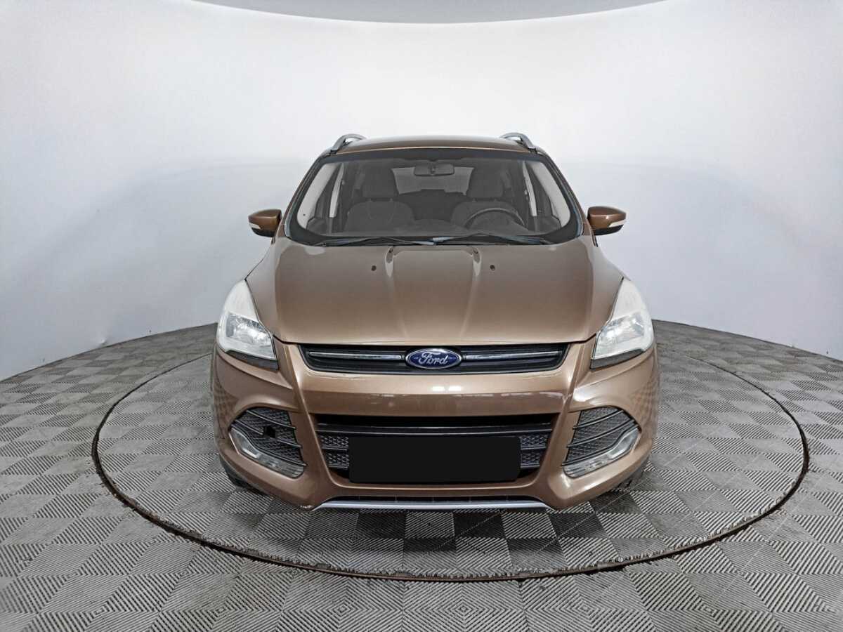 Б/У Форд Куга 2013 года. Фото: #1