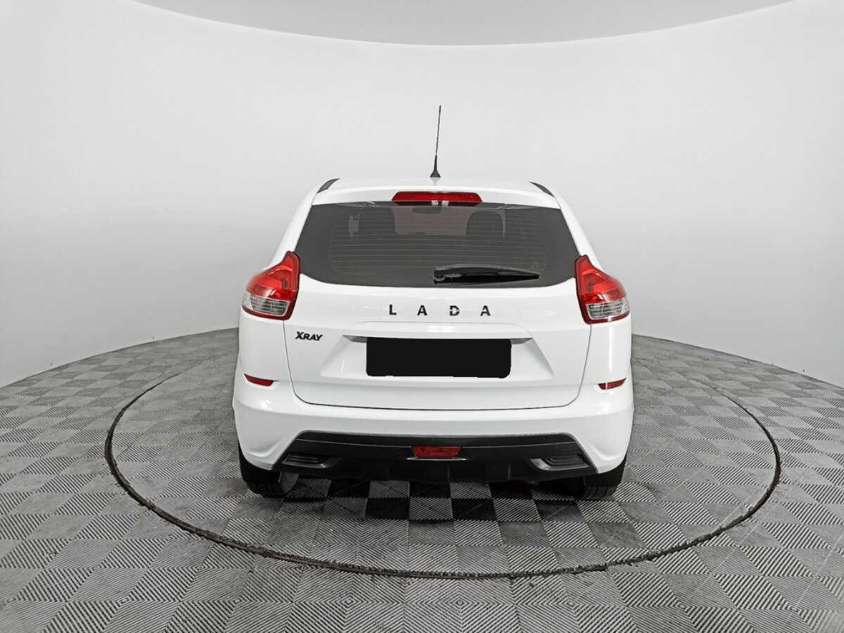 Б/У Лада (ВАЗ) ИКСРЭЙ 2017 года. Фото: #5