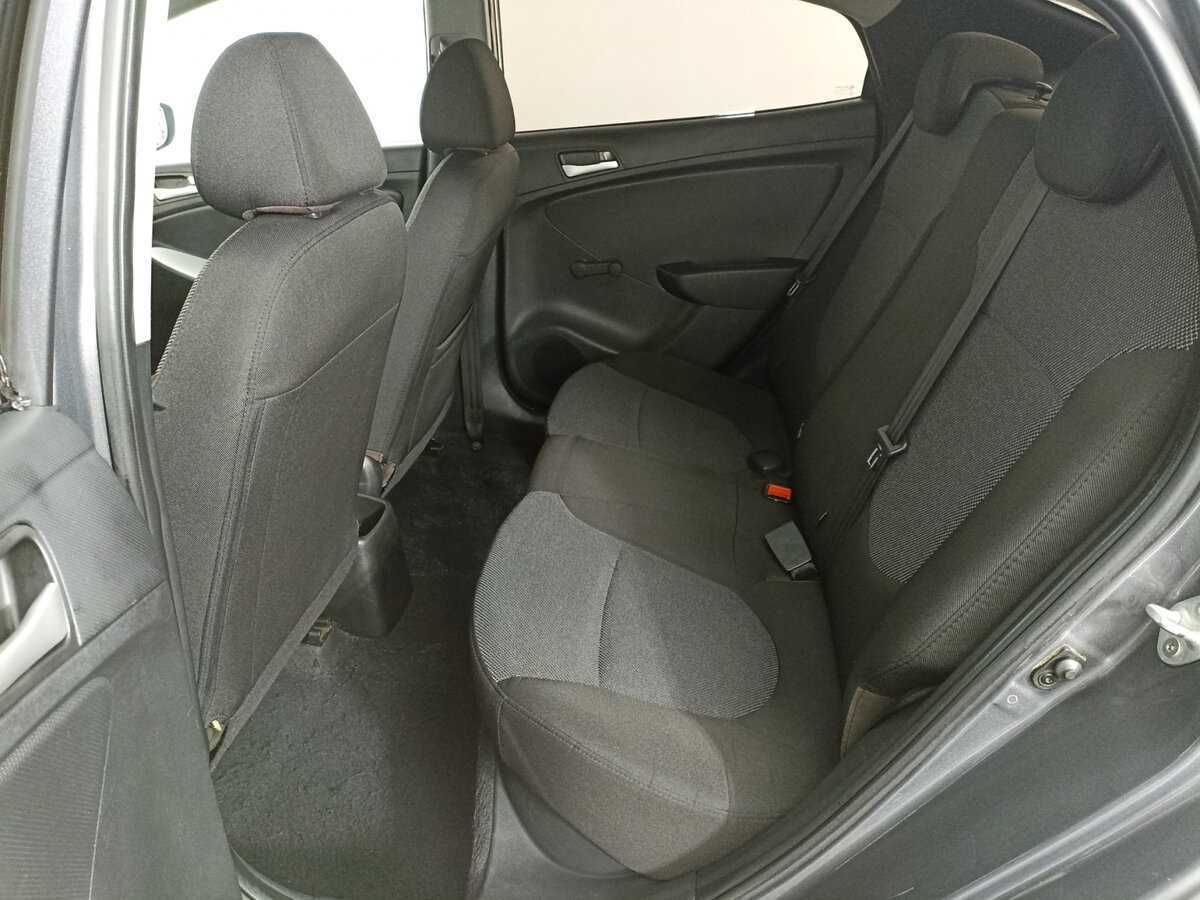 Б/У Хендай Солярис 2013 года. Фото: #6