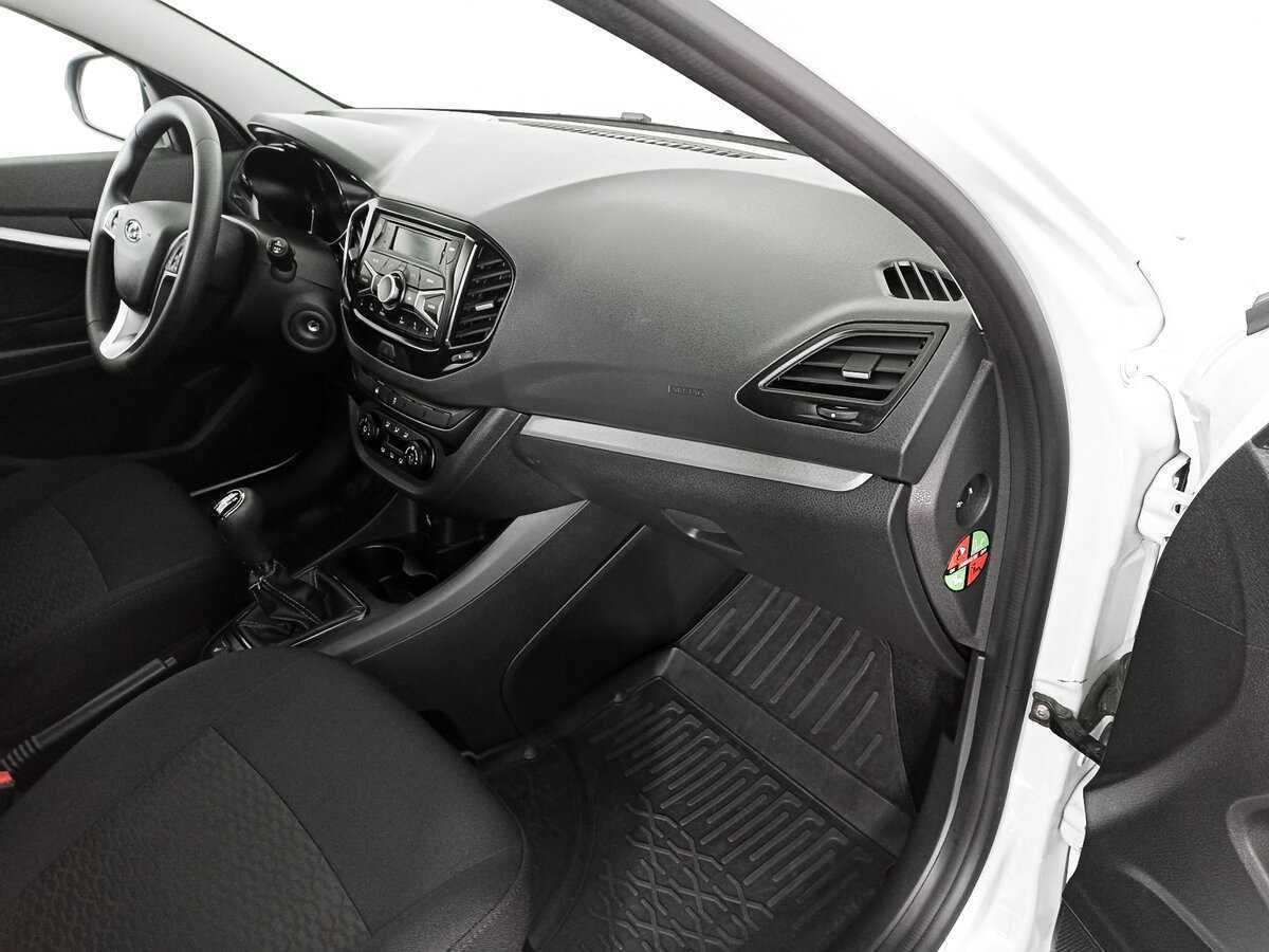 Б/У Лада (ВАЗ) Веста 2021 года. Фото: #6