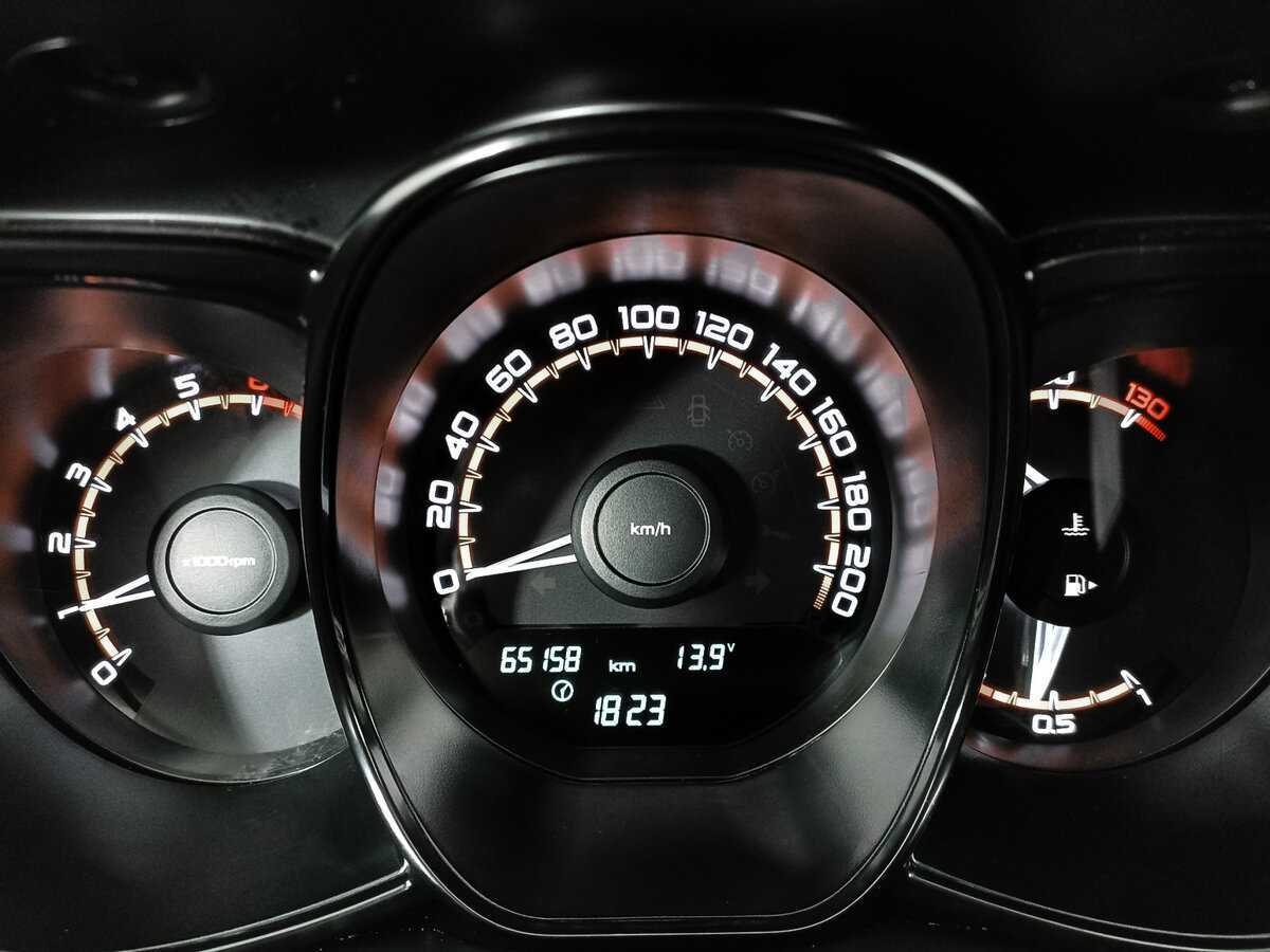 Б/У Лада (ВАЗ) Веста 2021 года. Фото: #8